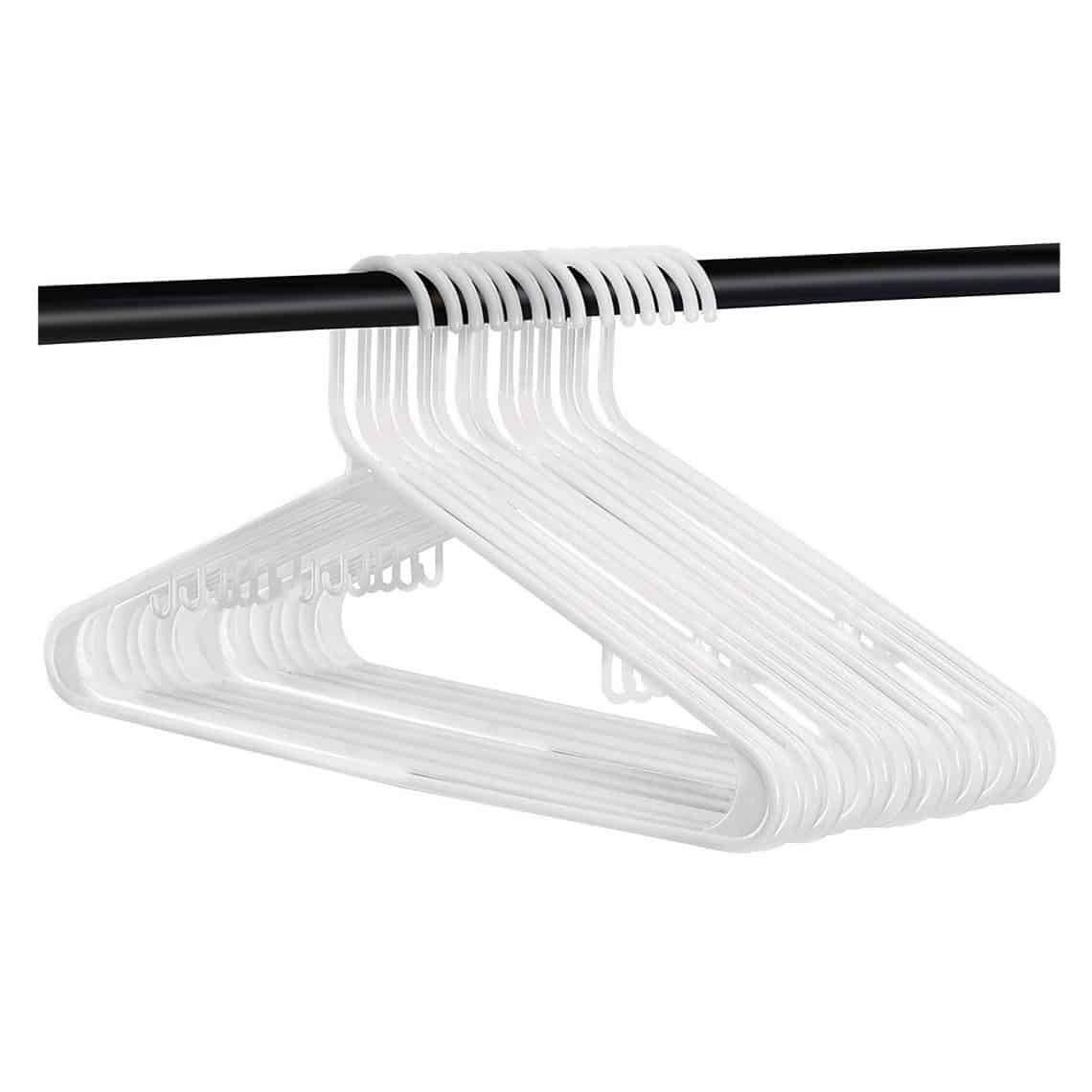 Efficient Closet Organization with Plastic Clothes Hangers